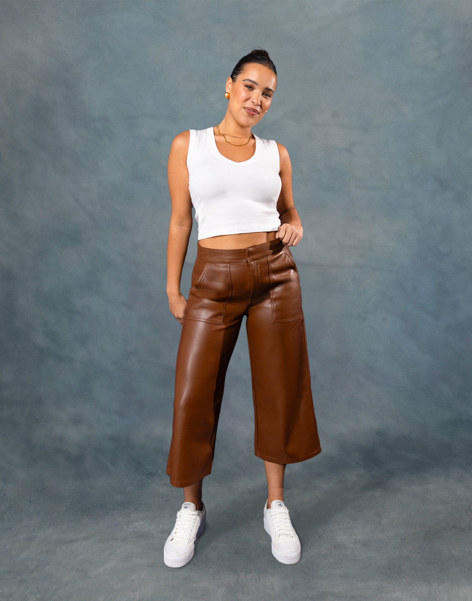 PANTALON LILY COUPE TRÈS ÉVASÉE EN CUIR VEGAN / BRUN FONCÉ