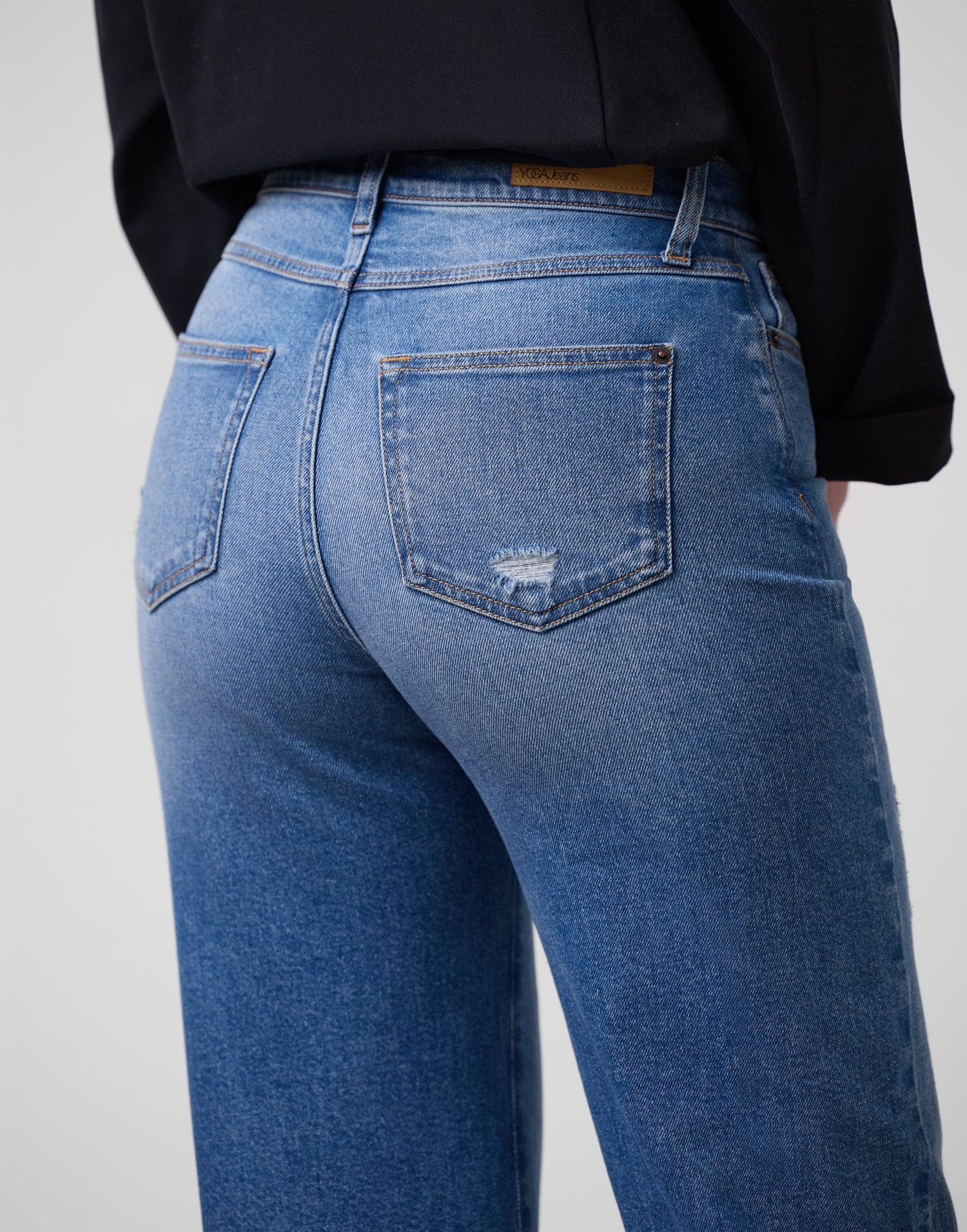 JEANS LILY COUPE TRÈS ÉVASÉE / NEW YORK