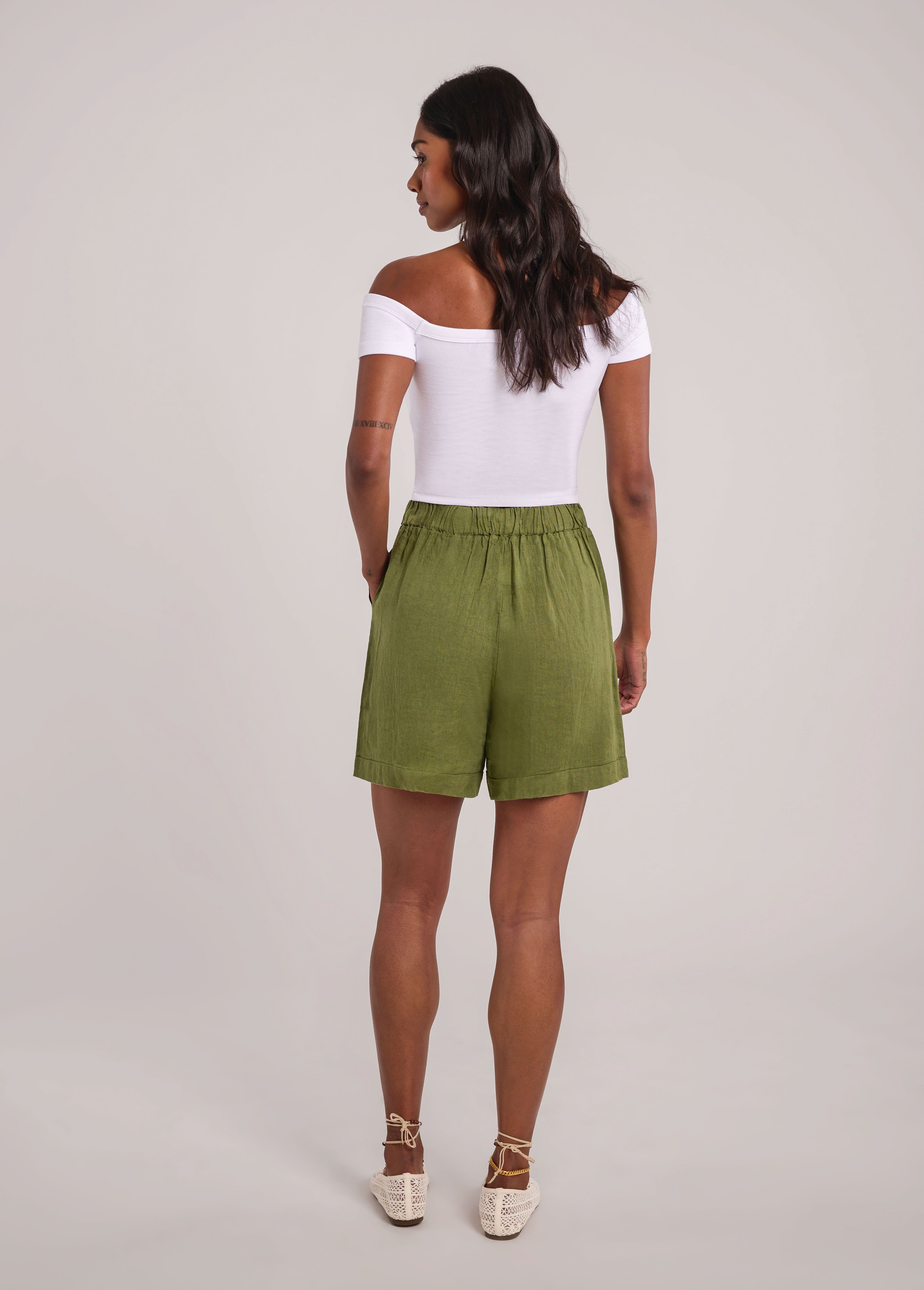 WILLA SHORT EN LIN DÉCONTRACTÉ / MOSS