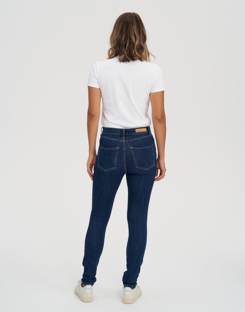 TAILLE CLASSIQUE / RACHEL COUPE ÉTROITE / ATHENA / LONGUEUR 30"