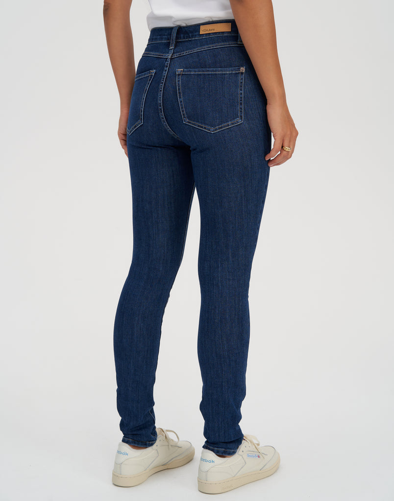 TAILLE CLASSIQUE / RACHEL COUPE ÉTROITE / ATHENA / LONGUEUR 30"