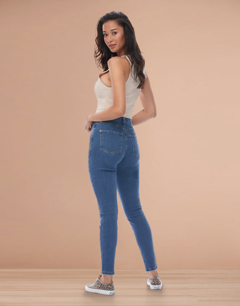 TAILLE CLASSIQUE / RACHEL COUPE ÉTROITE / VENUS / LONGUEUR 30''