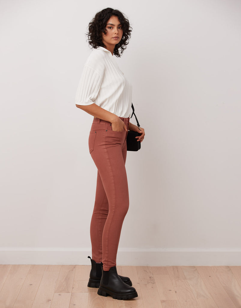 JEANS RACHEL COUPE ÉTROITE / MARSALA