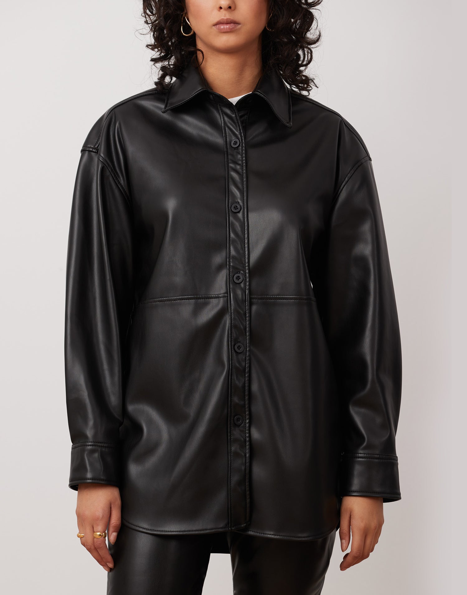 VESTE EN CUIR VEGAN NOIR Yoga Jeans