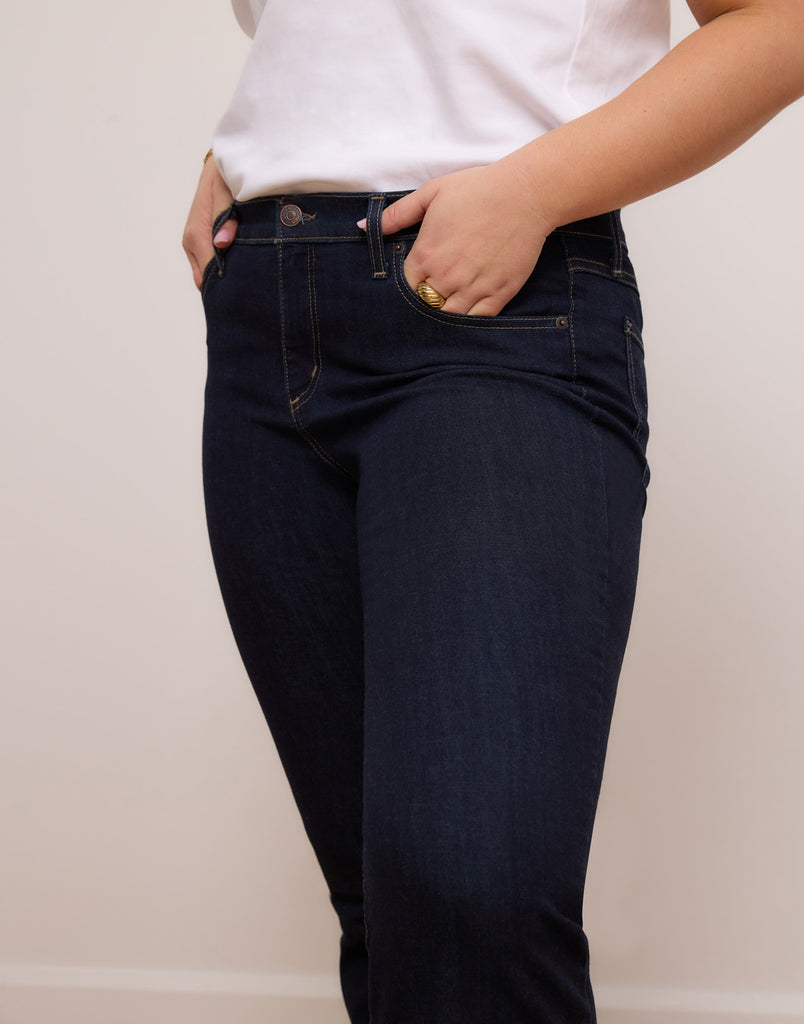 jeans coupe évasée indigo foncé