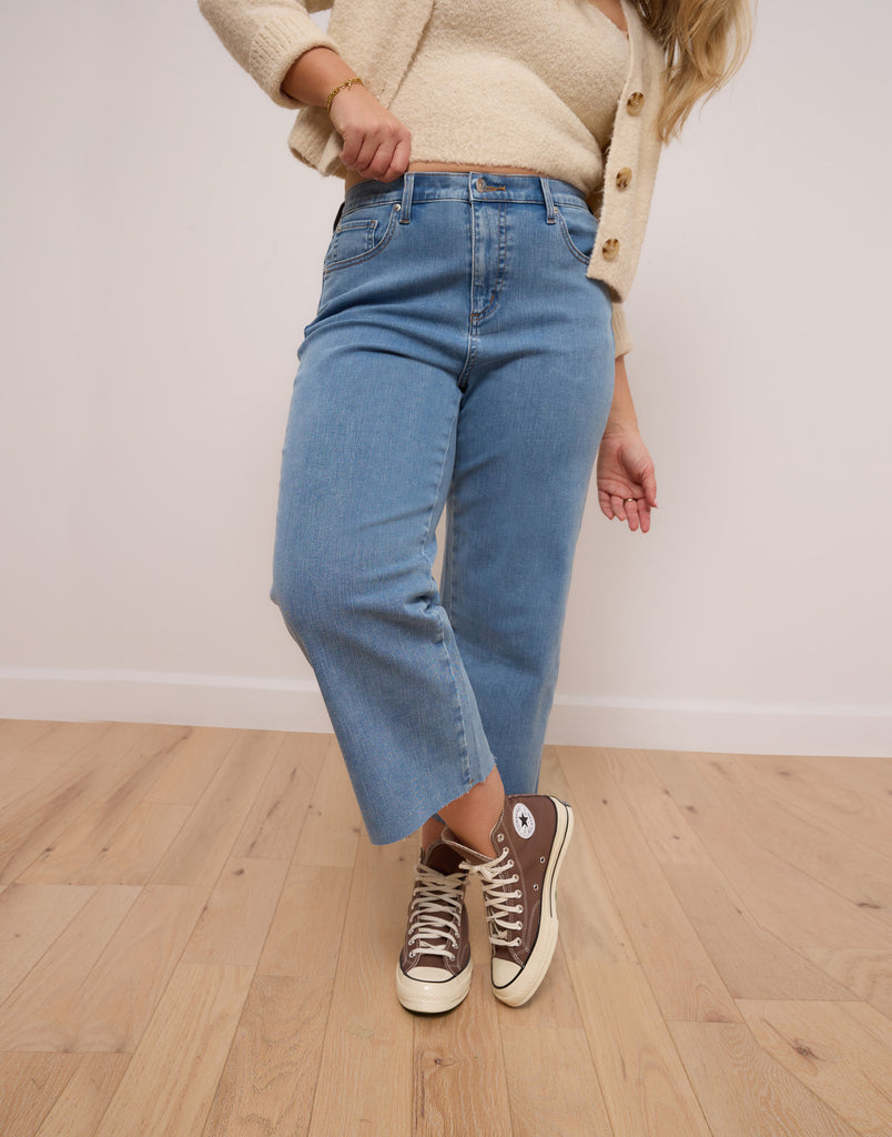 jeans coupe très évasée