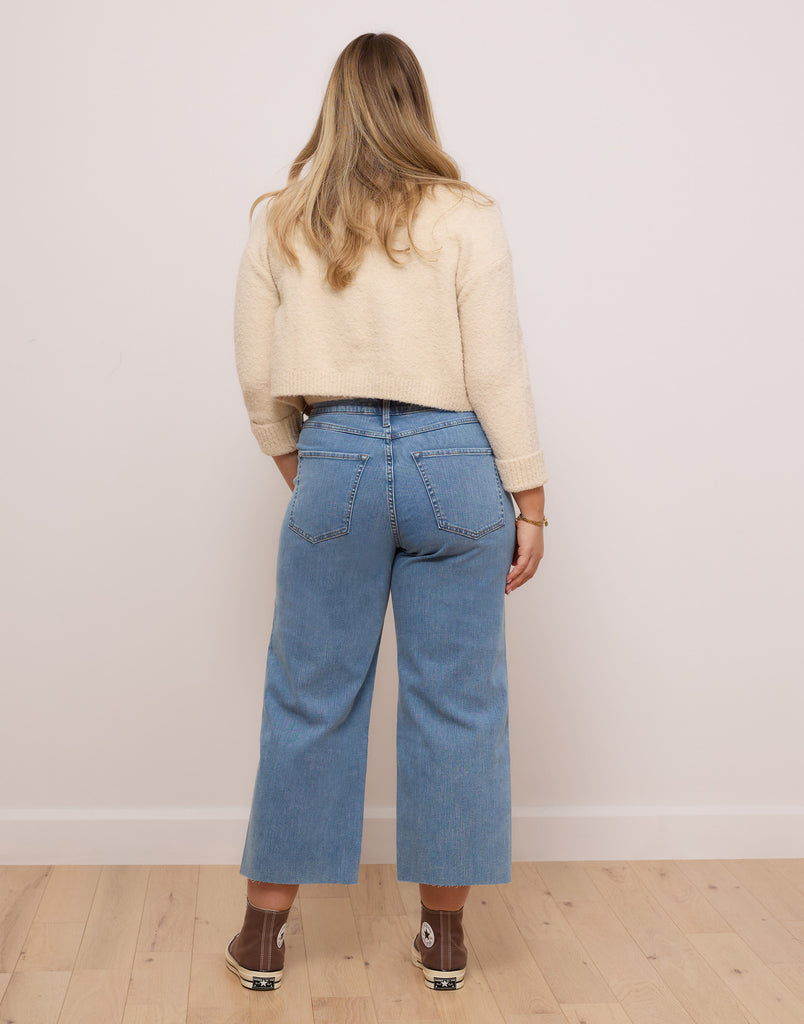 jeans coupe très évasée
