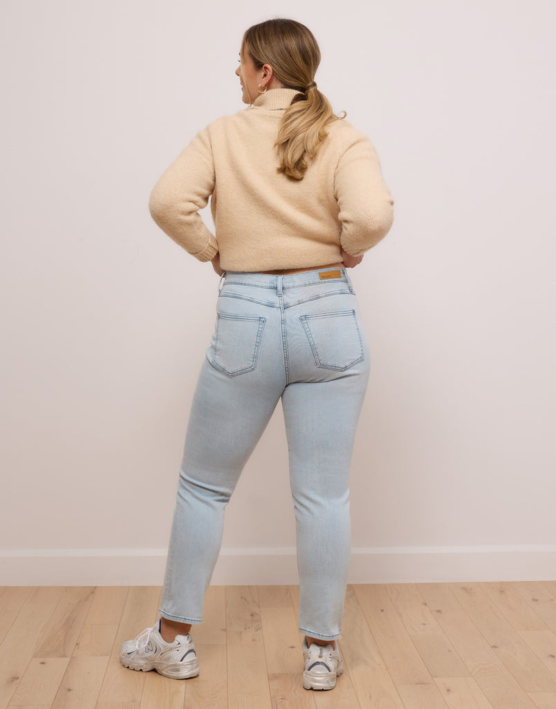 jeans coupe ajustée bleu