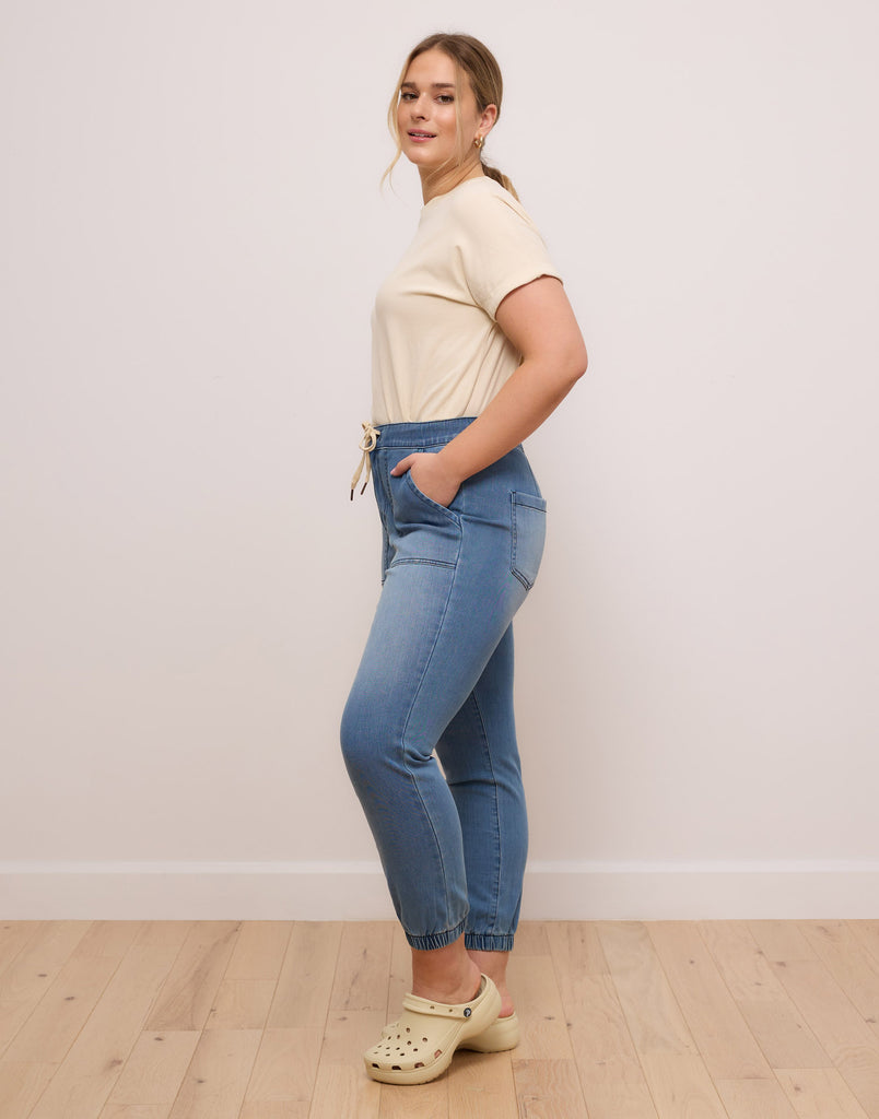 JOGGING EN DENIM EXTENSIBLE MALIA / CLOUD INDIGO