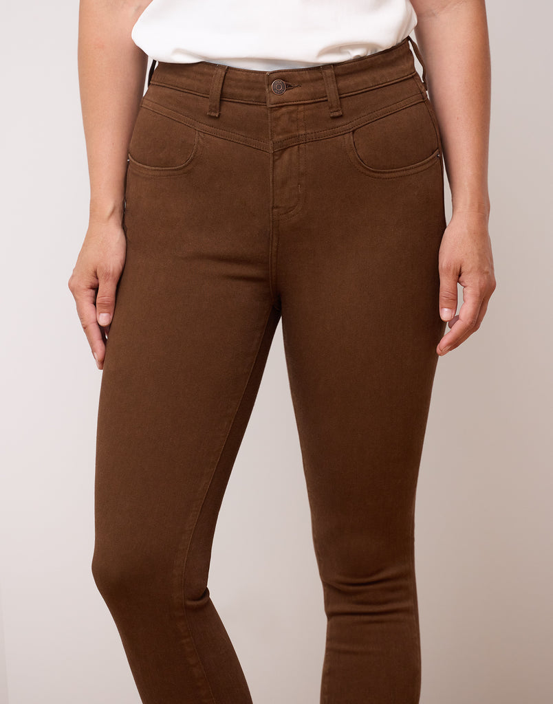 jeans coupe étroite brun foncé