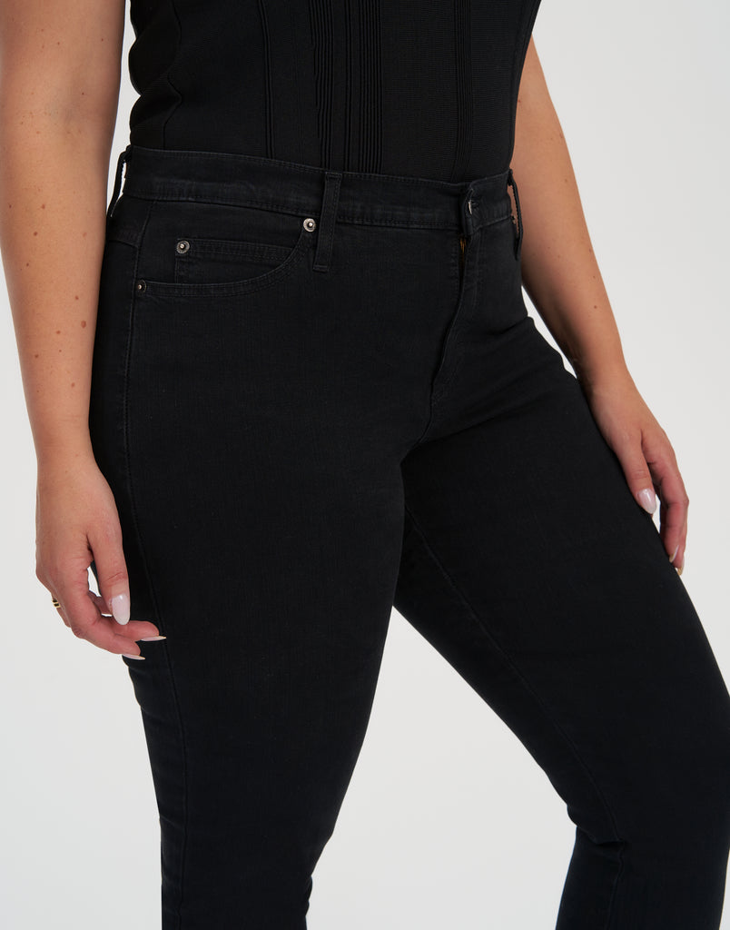 TAILLE CLASSIQUE / RACHEL COUPE ÉTROITE / OVERDYE BLACK / LONGEUR 33"