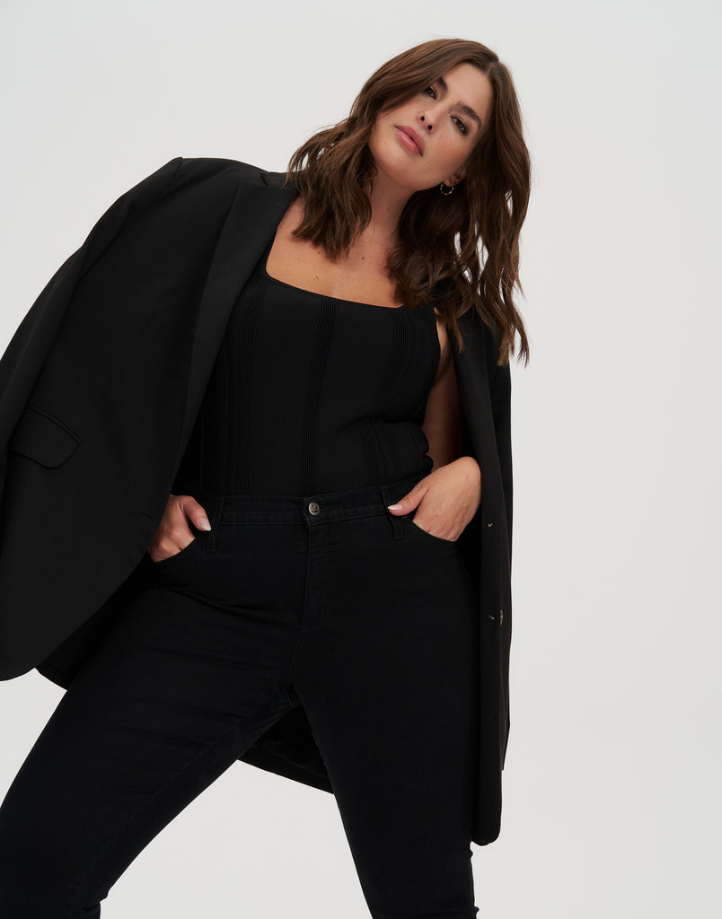 TAILLE CLASSIQUE / RACHEL COUPE ÉTROITE / OVERDYE BLACK / LONGEUR 33"