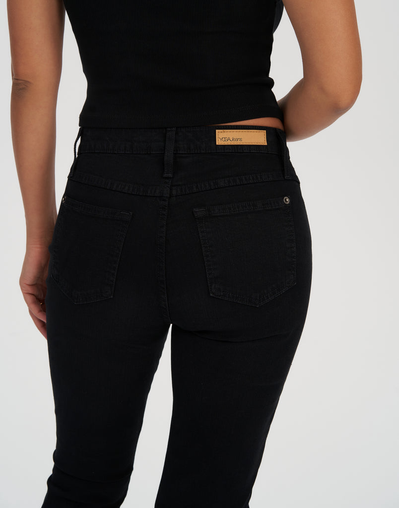 TAILLE CLASSIQUE / RACHEL COUPE ÉTROITE / OVERDYE BLACK / LONGEUR 33"